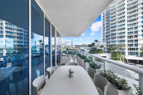 100 S Pointe Drive Miami Beach FL 33139
