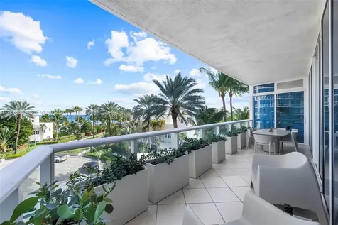 100 S Pointe Drive Miami Beach FL 33139