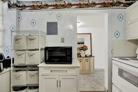 1401 NE Miami Gardens Drive Miami FL 33179