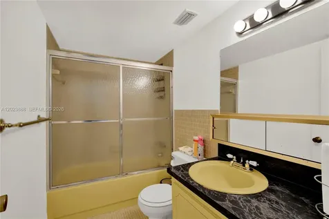 1401 NE Miami Gardens Drive Miami FL 33179