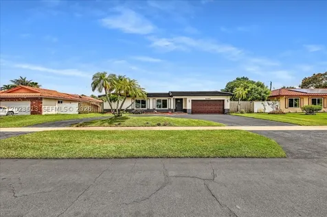 5260 SW 10th Court Plantation FL 33317