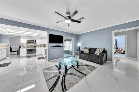 5260 SW 10th Court Plantation FL 33317