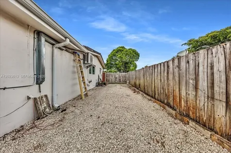5260 SW 10th Court Plantation FL 33317