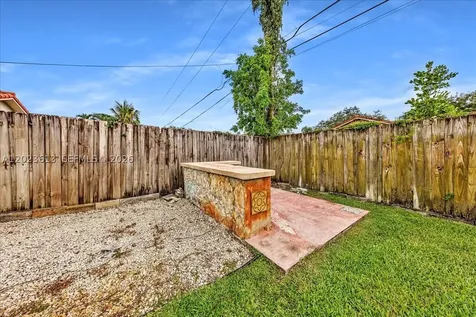 5260 SW 10th Court Plantation FL 33317