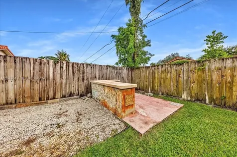 5260 SW 10th Court Plantation FL 33317