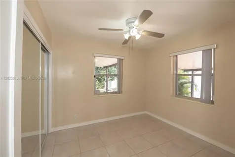 540 SW 60th Avenue Miami FL 33144