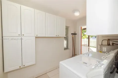 540 SW 60th Avenue Miami FL 33144