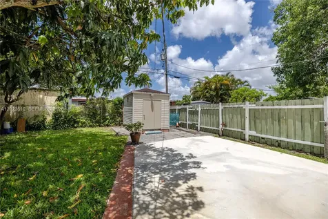 540 SW 60th Avenue Miami FL 33144