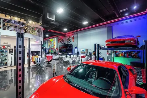 6030 NW 102nd Avenue Doral FL 33178