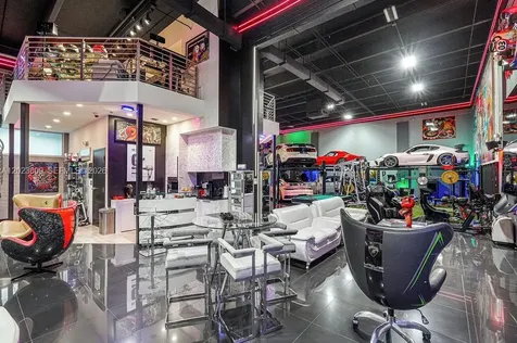 6030 NW 102nd Avenue Doral FL 33178