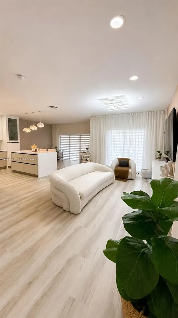 220 SE 32nd Terrace Homestead FL 33033