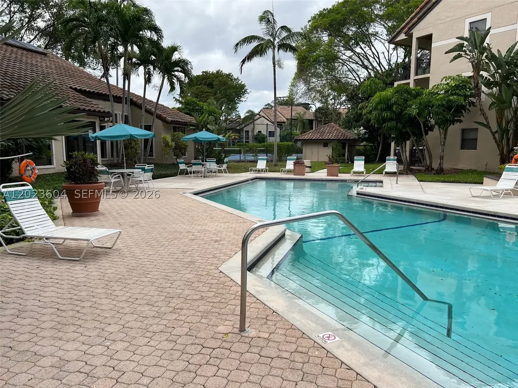 4261 W Mcnab Road Pompano Beach FL 33069
