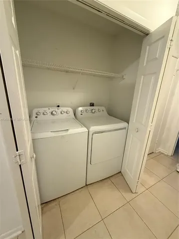 4261 W Mcnab Road Pompano Beach FL 33069