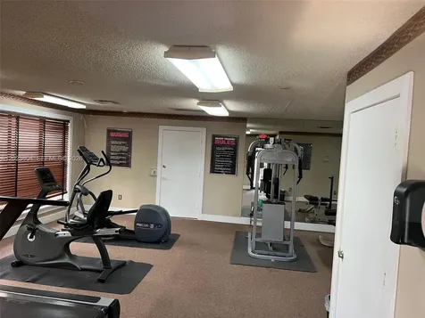 4261 W Mcnab Road Pompano Beach FL 33069