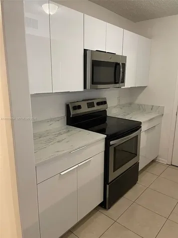 4261 W Mcnab Road Pompano Beach FL 33069