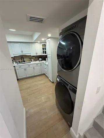 6435 SW 116th Place Miami FL 33173