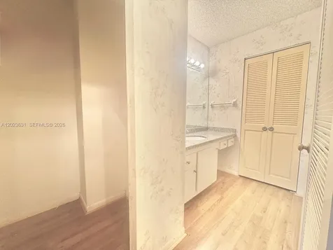 3800 S Ocean Drive Hollywood FL 33019
