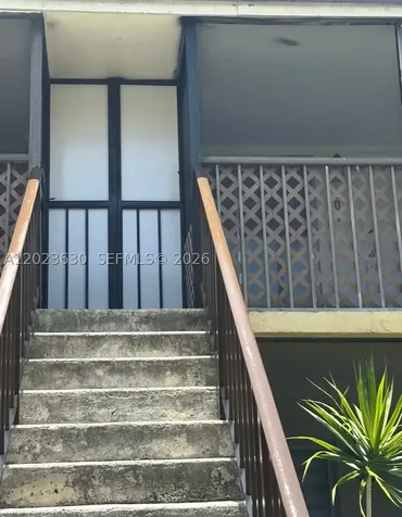 15619 SW 73rd Cir Terrace Miami FL 33193