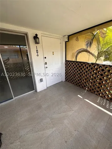 15619 SW 73rd Cir Terrace Miami FL 33193