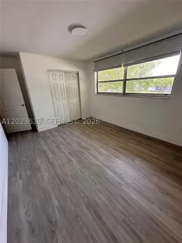 15619 SW 73rd Cir Terrace Miami FL 33193