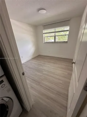 15619 SW 73rd Cir Terrace Miami FL 33193