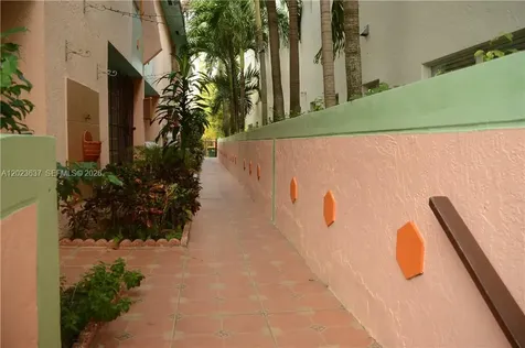 937 Michigan Avenue Miami Beach FL 33139