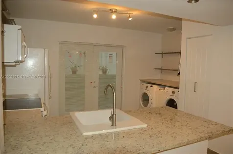 937 Michigan Avenue Miami Beach FL 33139