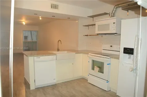 937 Michigan Avenue Miami Beach FL 33139