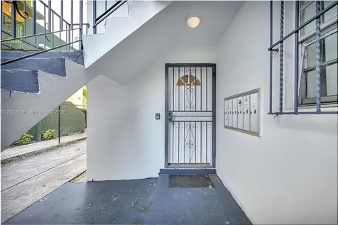 641 NW 2nd Street Miami FL 33128