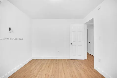 641 NW 2nd Street Miami FL 33128