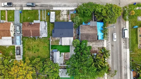 1485 NW 57th Street Miami FL 33142