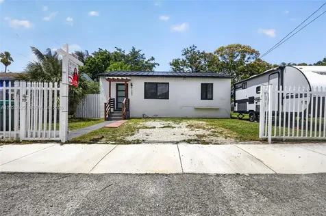 1485 NW 57th Street Miami FL 33142