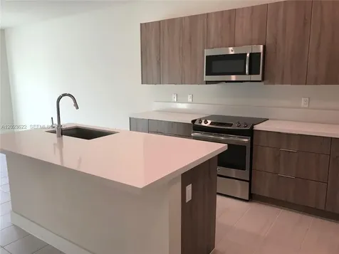 7805 NW 104th Avenue Doral FL 33178