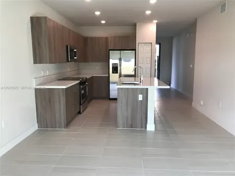 7805 NW 104th Avenue Doral FL 33178