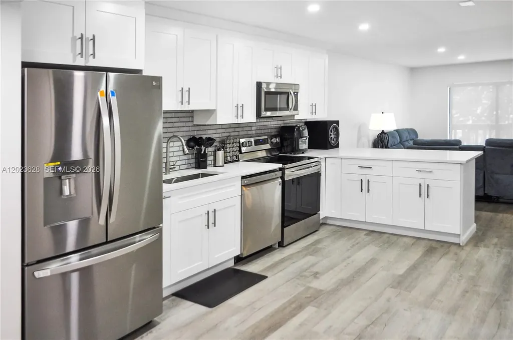 1021 Mockingbird Lane Plantation FL 33324