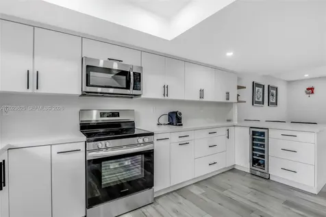 11765 SW 91st Terrace Miami FL 33186