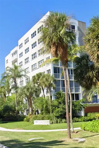 590 Ocean Drive Key Biscayne FL 33149