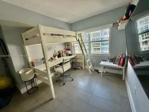 590 Ocean Drive Key Biscayne FL 33149