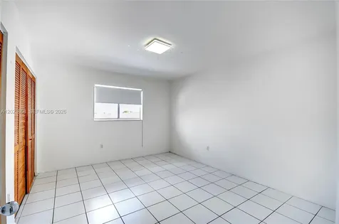 3021 W 76th Street Hialeah FL 33018