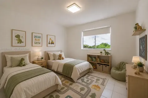 3021 W 76th Street Hialeah FL 33018