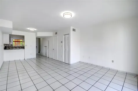 3021 W 76th Street Hialeah FL 33018