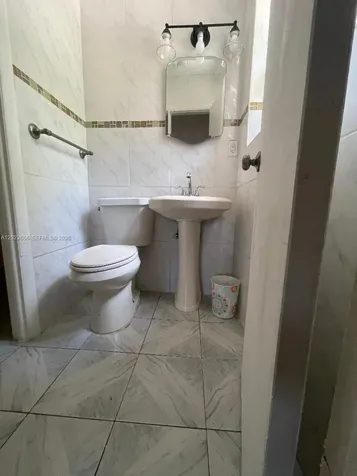 1225 NW 189th Terrace Miami Gardens FL 33169