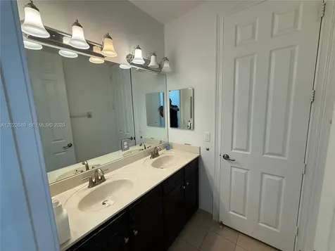 9907 NW 87th Terrace Doral FL 33178