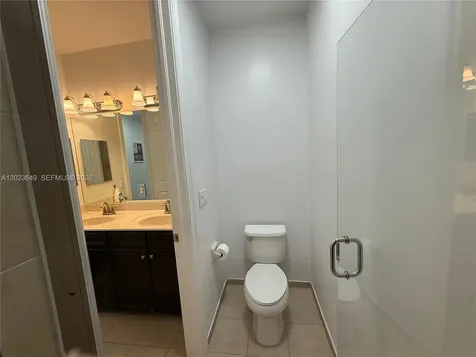 9907 NW 87th Terrace Doral FL 33178