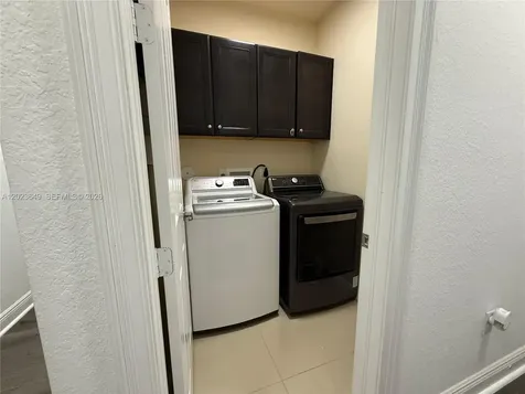 9907 NW 87th Terrace Doral FL 33178