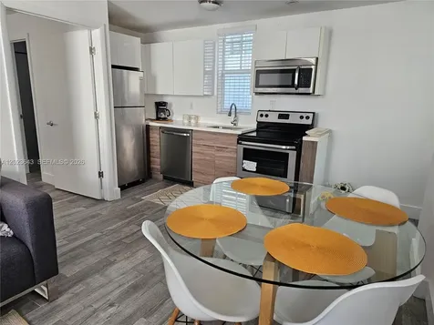 622 15th Street Miami Beach FL 33139