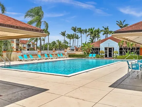 18850 NW 57th Avenue Hialeah FL 33015
