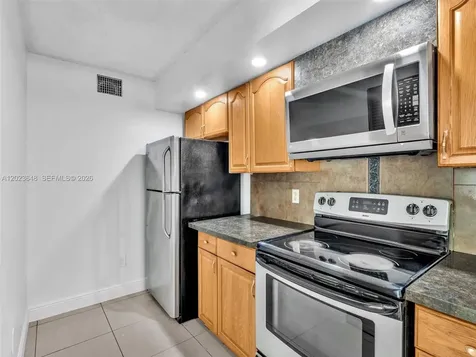 18850 NW 57th Avenue Hialeah FL 33015