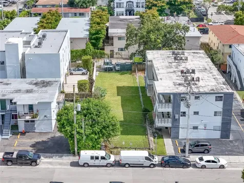 718 SW 4th Street Miami FL 33130