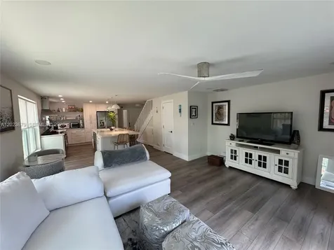 1910 NE 5th Street Deerfield Beach FL 33441